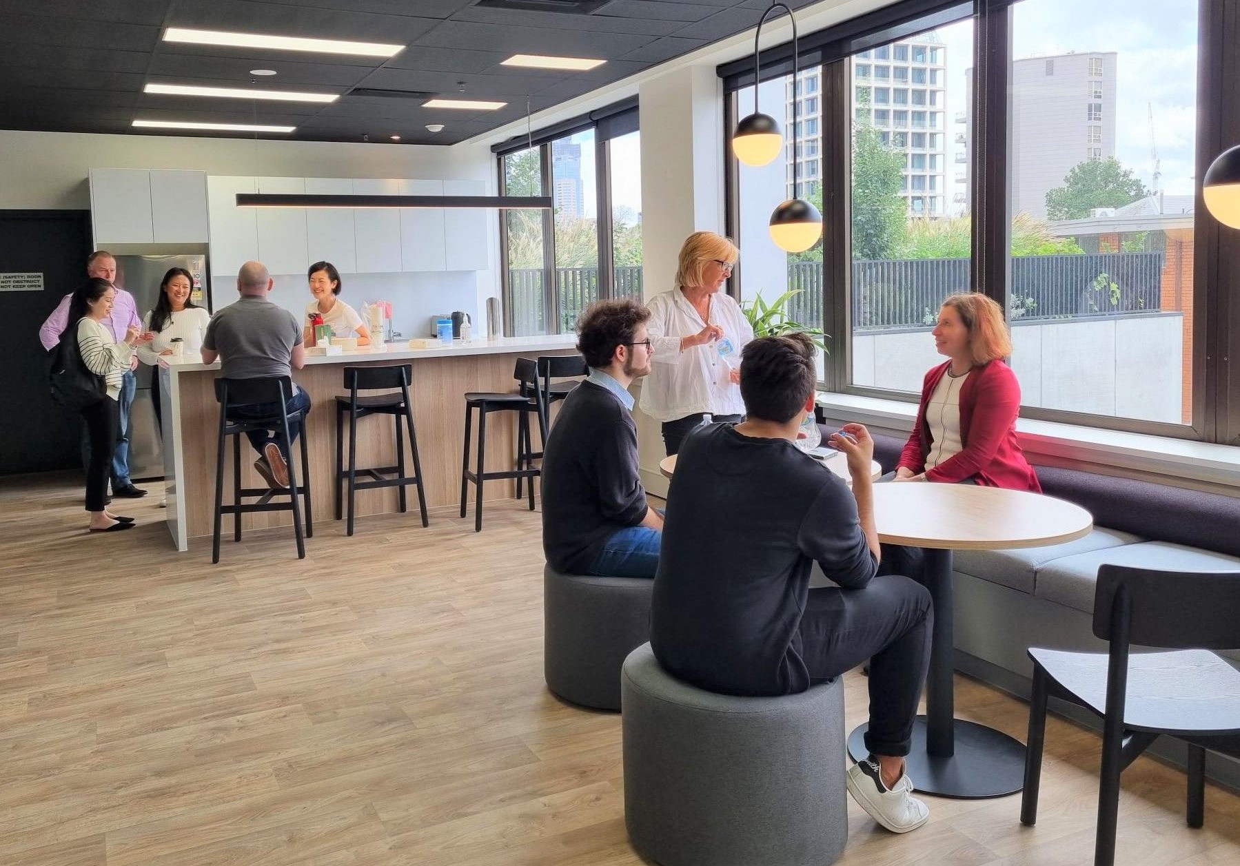 About Us Evolved Thinking - Premium Abstract Illustration Gallery - Retina